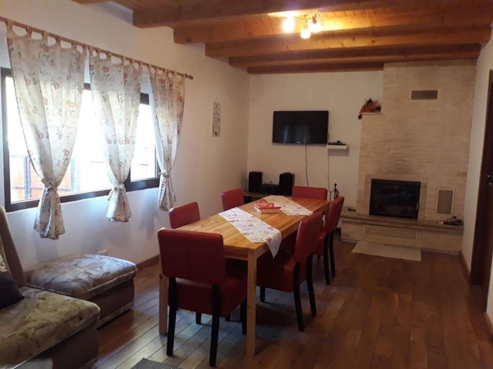 Casuta Din Poiana Rau Sadului Villa Ngoại thất bức ảnh